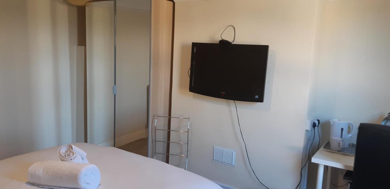 Carmel Serviced Rooms Саутгемптон Номер фото